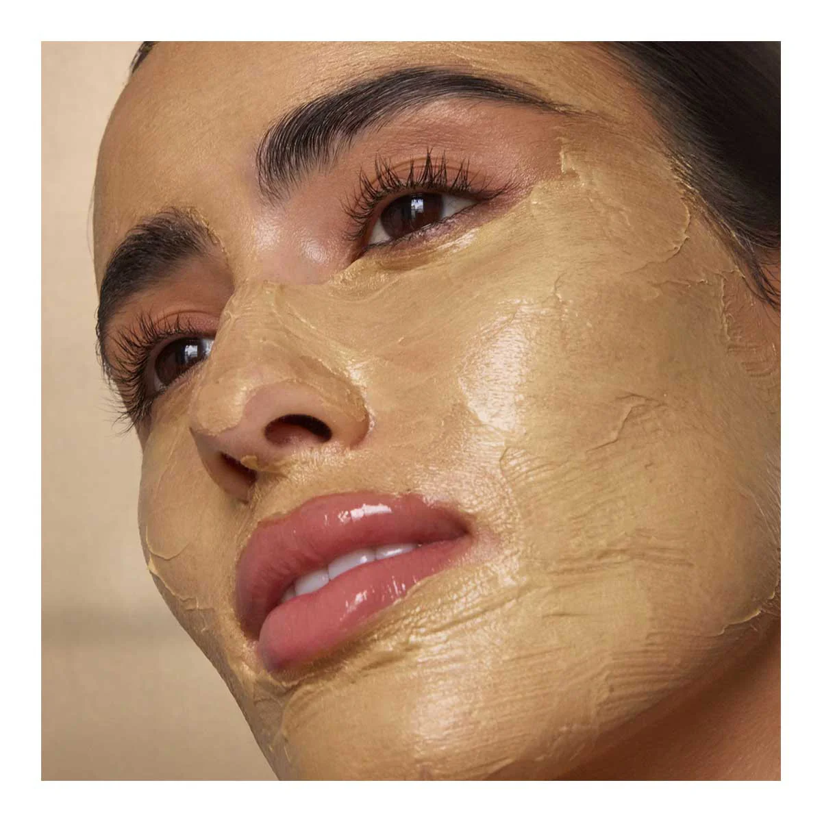 Aura Gold Manuka Honey Radiance Mask - Image 4