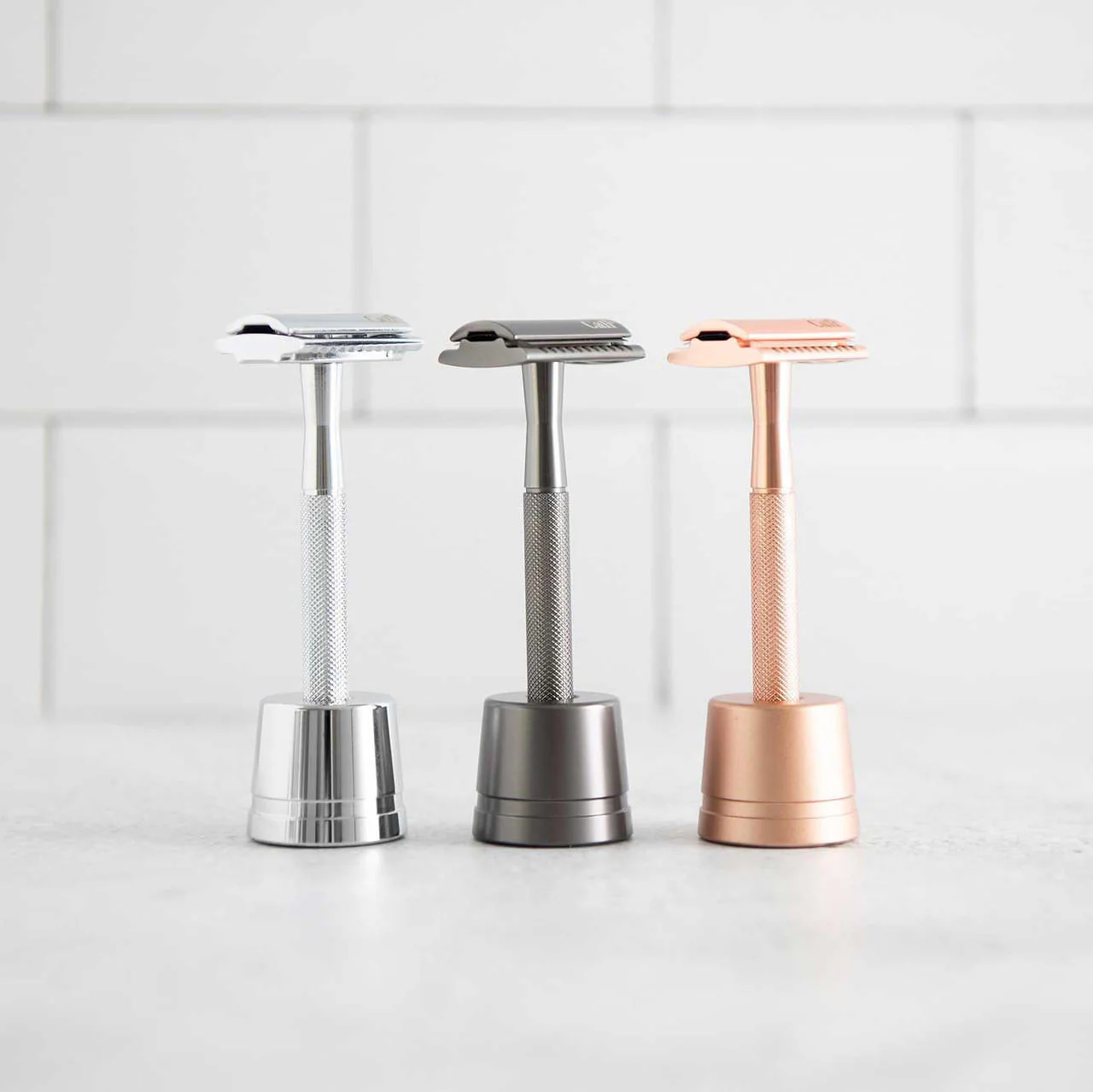 Razor Stand - Image 4