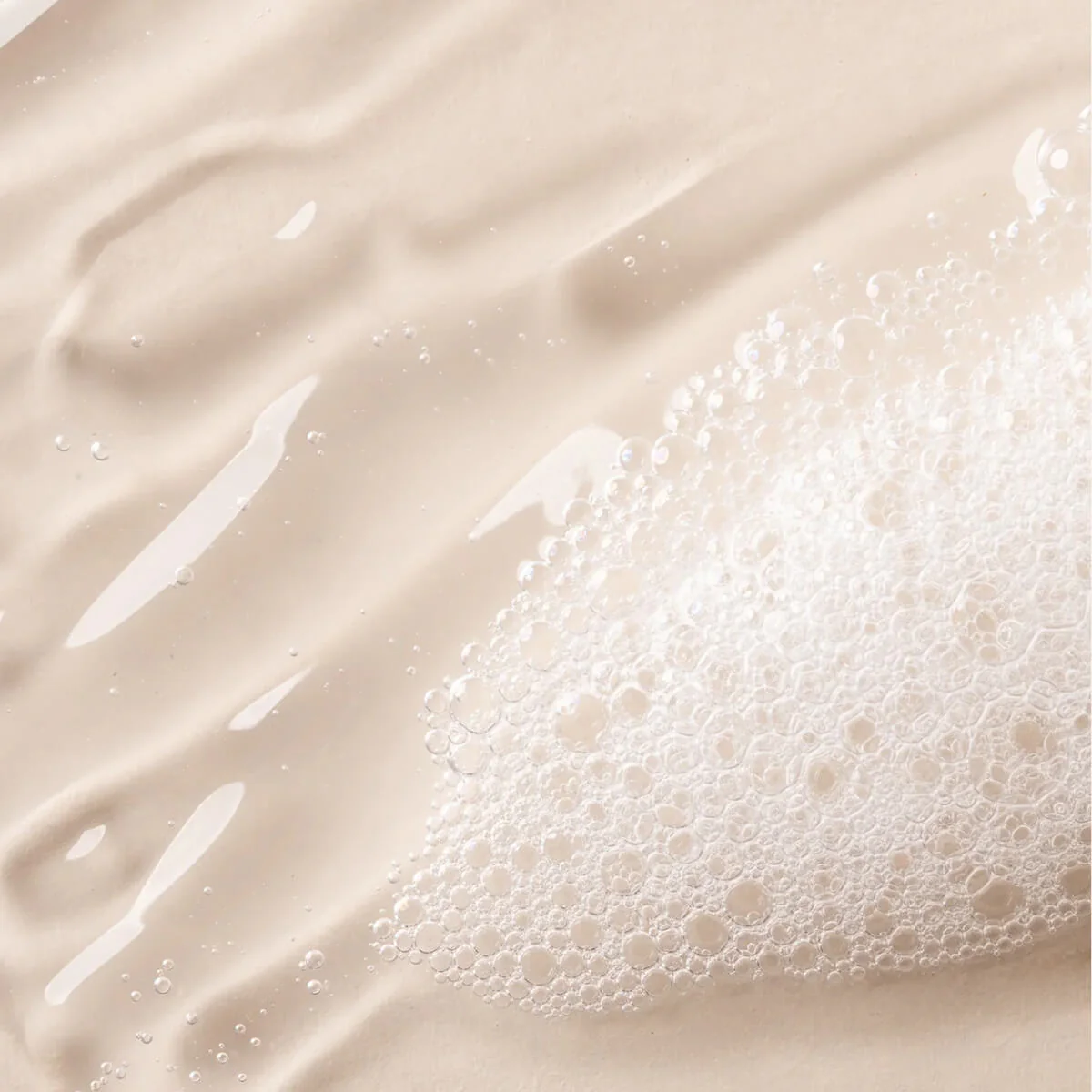 Hydration+ Gel Cleanser - Image 3