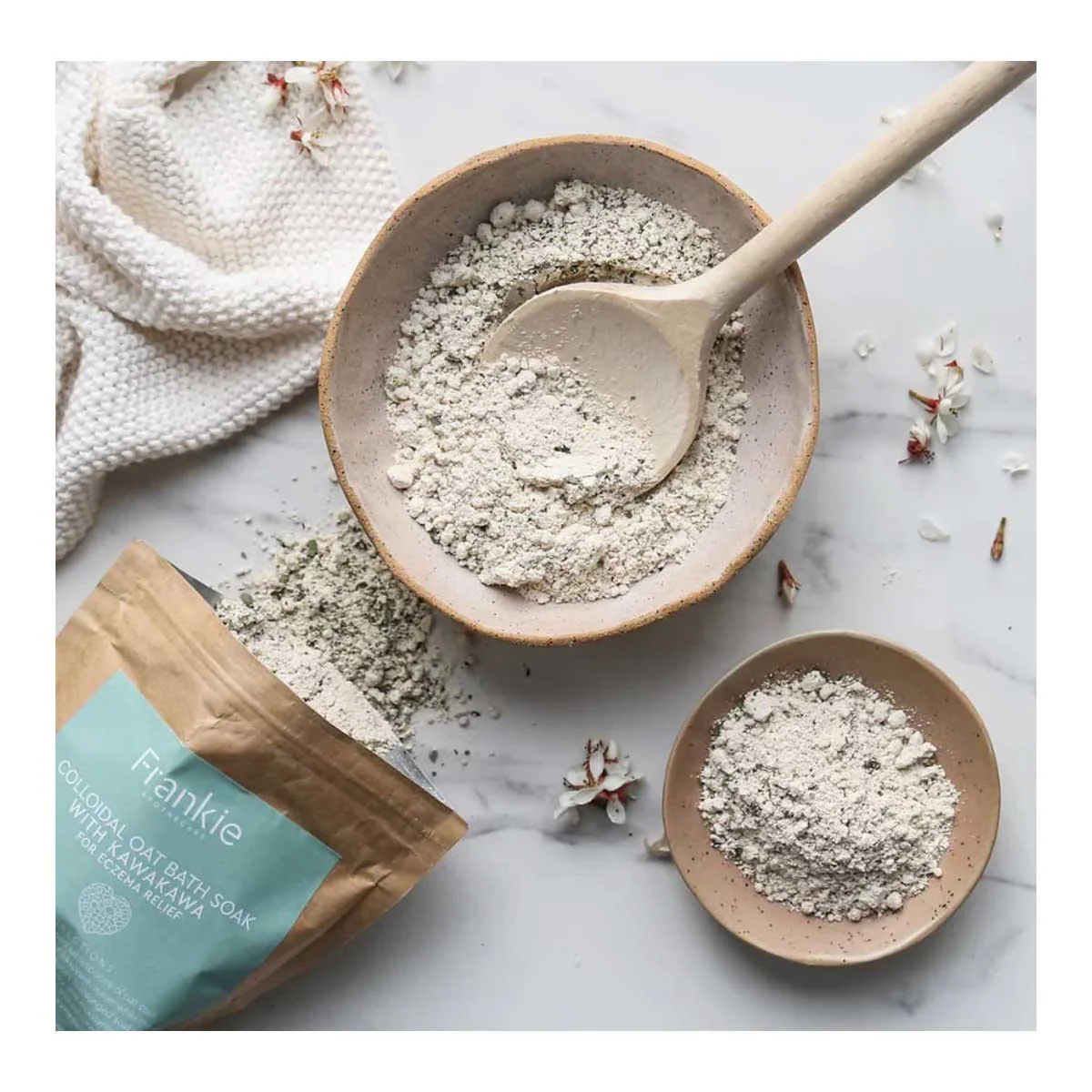 Soothing Oat Bath Soak - Image 3