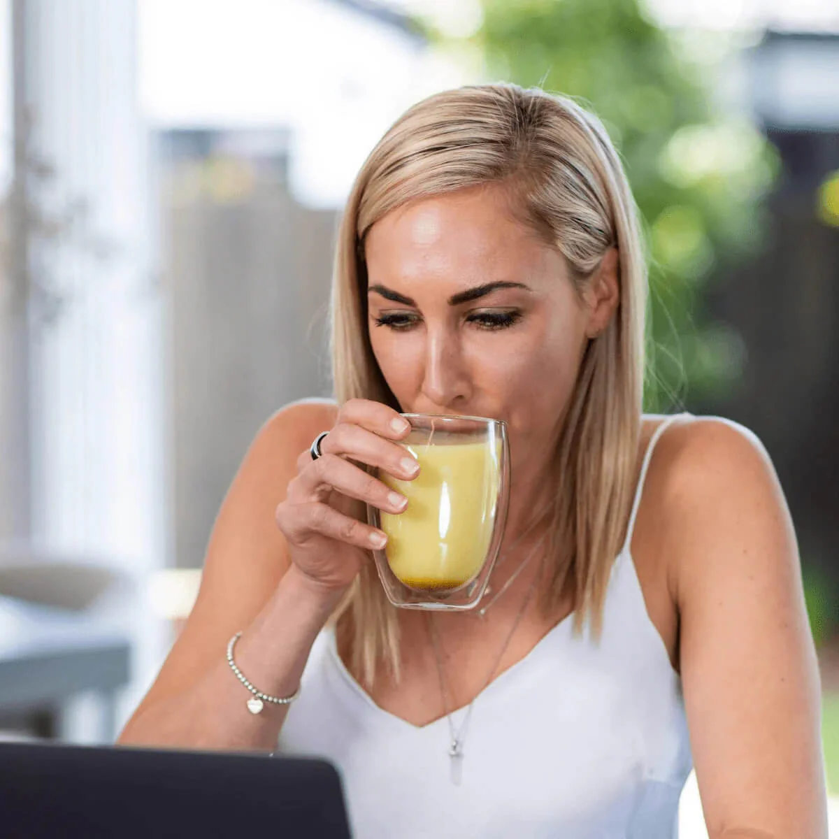 Bone Broth Body Glue AM Cleanse - Image 3