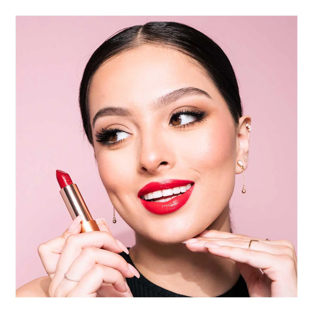 Lipstick Seduction - Image 2