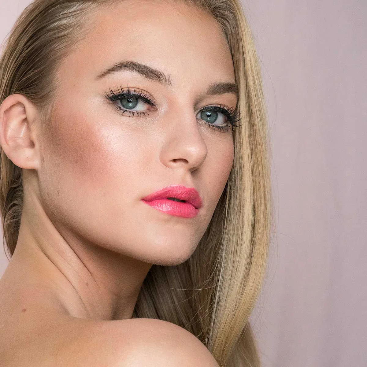 Natural Lipstick - 17 Poppy Passion - Image 2